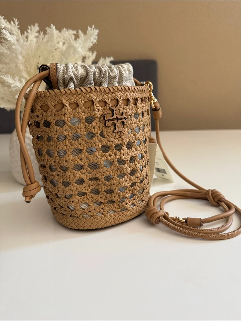 Tory Burch Woven Leather Bucket Bag in Honeycomb Tan NWT $450